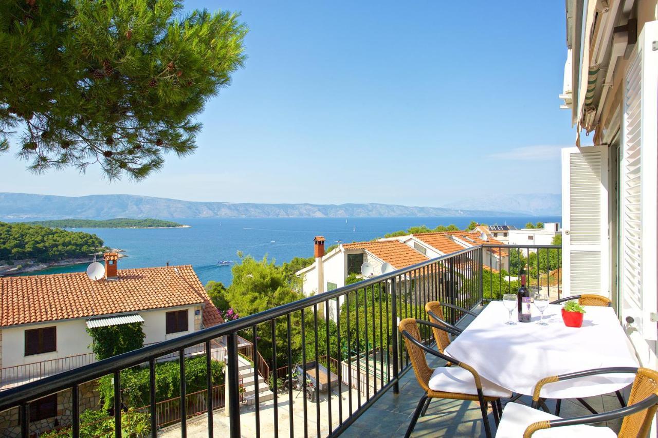 Apartments Kalina Jelsa (Hvar) Exterior foto
