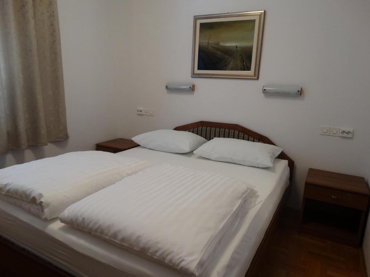 Apartments Kalina Jelsa (Hvar) Exterior foto